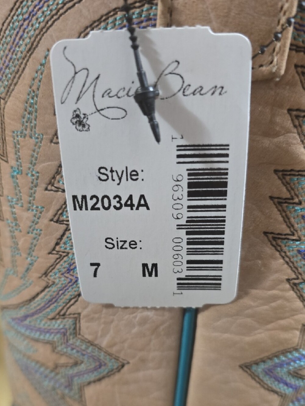 Macie Bean Black and Tan Textured Western Heeled Boots - Picture 3 of 16
